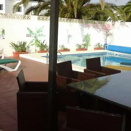 Sleeps 6 Pool Wifi * Costa Teguise