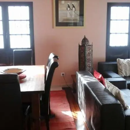 Sleeps 6 Pool Wifi Apartmán *